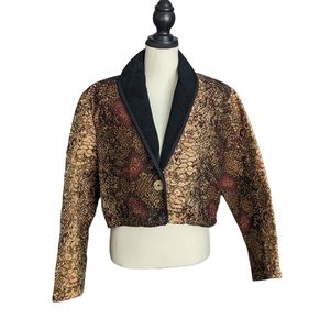 New Identity Cropped Blazer Size M